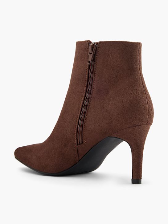 klasične čizme za modnu pistu smeđe boje deichmann